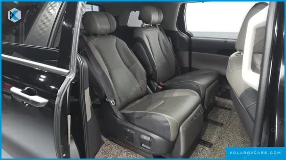 KIA CARNIVAL HEV 7SEATER GRAVITY
