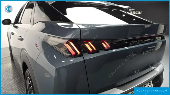PEUGEOT 3008 1.2 HYBRID ALLURE