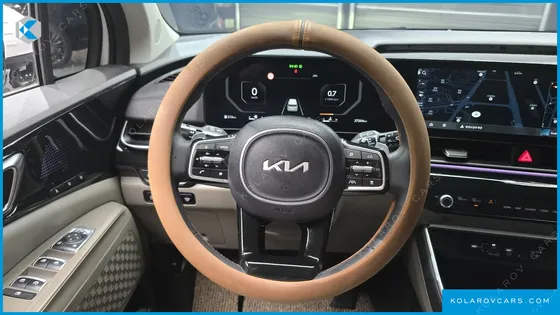 KIA CARNIVAL GASOLINE 9-SEATER SIGNATURE