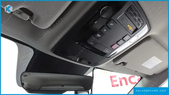 KIA CARNIVAL GASOLINE 9-SEATER SIGNATURE