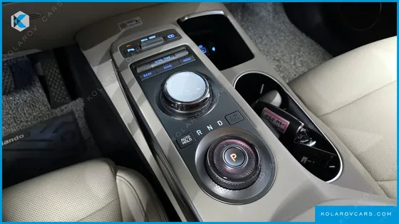 GENESIS GV70 2.5T GASOLINE 2WD