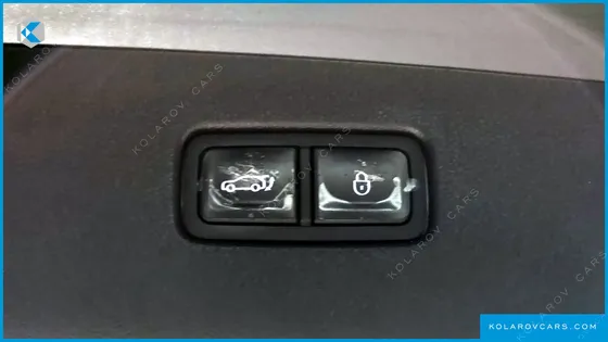 GENESIS GV70 2.5T GASOLINE 2WD