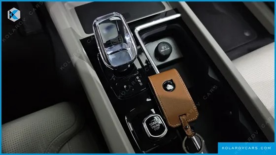 VOLVO XC60 B5 ULTRA BRIGHT AIR SUS