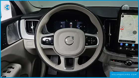 VOLVO XC60 B5 ULTRA BRIGHT AIR SUS