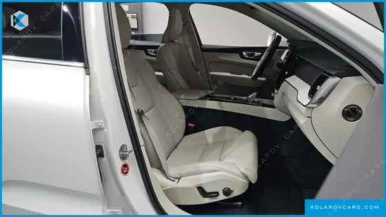 VOLVO XC60 B5 ULTRA BRIGHT AIR SUS