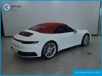 PORSCHE 911 CARRERA 4 CABRIOLET