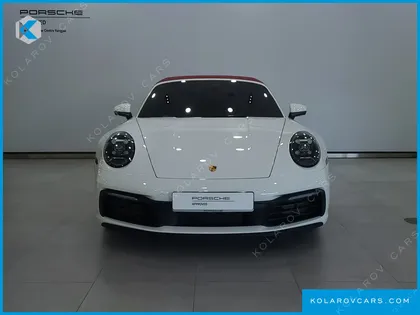 PORSCHE 911 CARRERA 4 CABRIOLET
