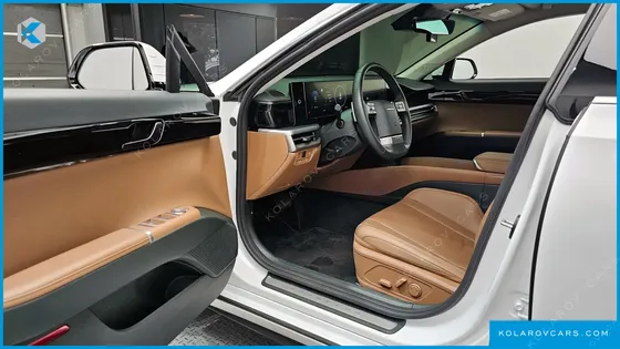 HYUNDAI GRANDEUR 2,5 GASOLINE 2WD