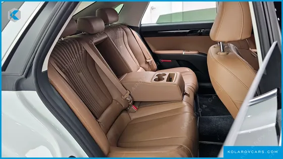 HYUNDAI GRANDEUR 2,5 GASOLINE 2WD