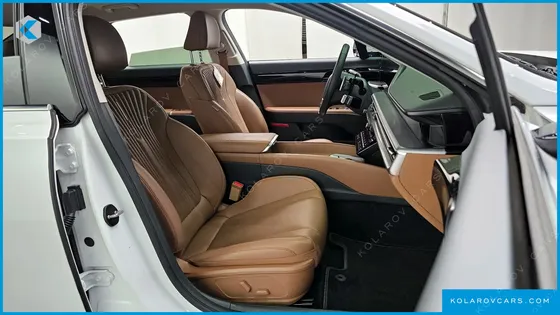 HYUNDAI GRANDEUR 2,5 GASOLINE 2WD