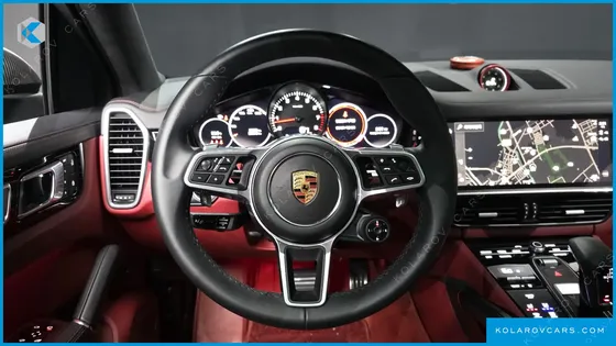PORSCHE CAYENNE 3.0 COUPE PLATINUM EDITION