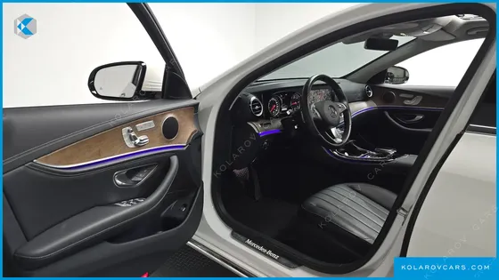 MERCEDES E-CLASS E220D EXCLUSIVE