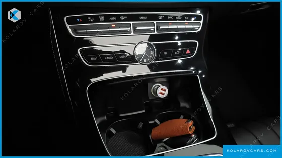 MERCEDES E-CLASS E220D EXCLUSIVE
