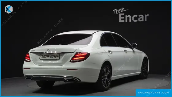 MERCEDES E-CLASS E300 AVANTGARDE