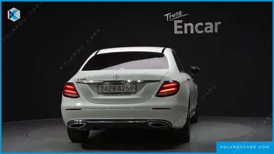 MERCEDES E-CLASS E300 AVANTGARDE