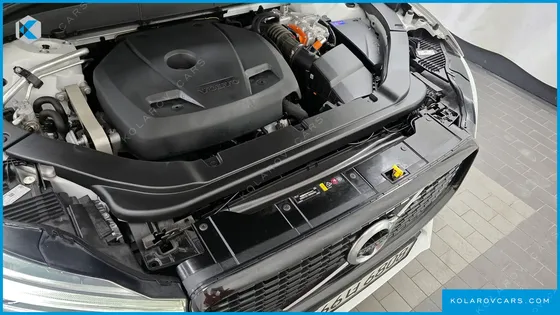 VOLVO XC60 T8 R-DESIGN