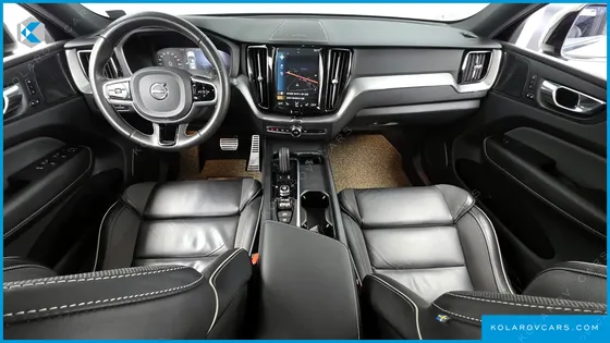 VOLVO XC60 T8 R-DESIGN