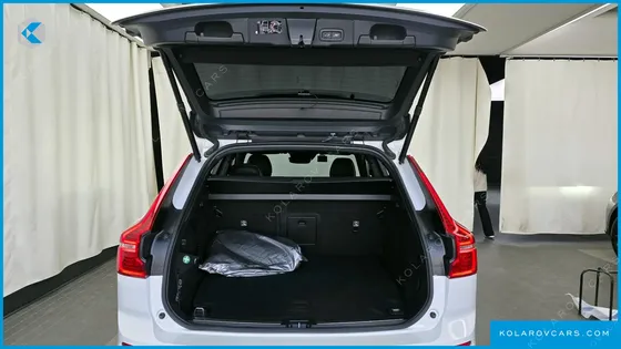 VOLVO XC60 T8 R-DESIGN