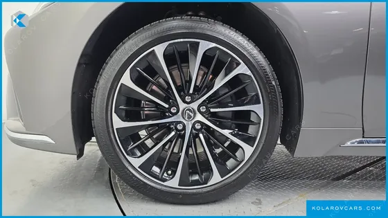 LEXUS LS 3.5 LUXURY AWD