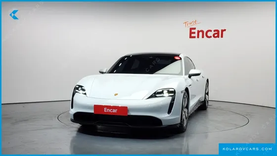 PORSCHE TAYCAN BASE