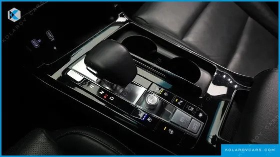 KIA K7 3.0 LPI PRESTIGE(RENTED)