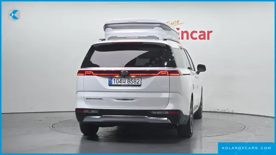 KIA CARNIVAL 9-SEATER SIGNATURE
