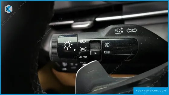 KIA CARNIVAL 9-SEATER SIGNATURE