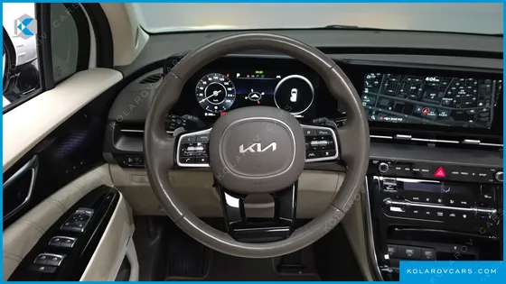 KIA CARNIVAL 9-SEATER SIGNATURE