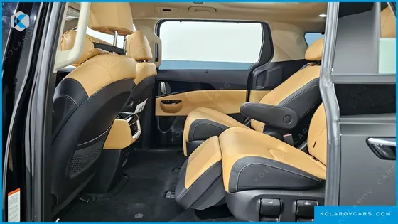 KIA CARNIVAL 7-SEATER NOBLESSE