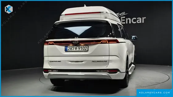 KIA CARNIVAL GASOLINE 9-SEATER HI-LIMOUSINE