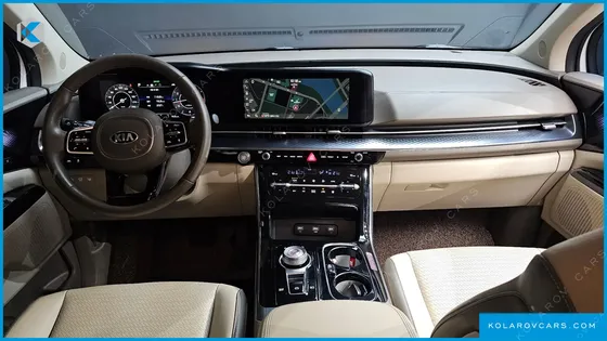 KIA CARNIVAL GASOLINE 9-SEATER HI-LIMOUSINE