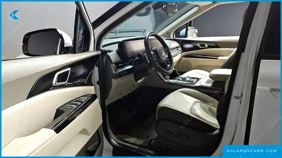 KIA CARNIVAL GASOLINE 9-SEATER HI-LIMOUSINE