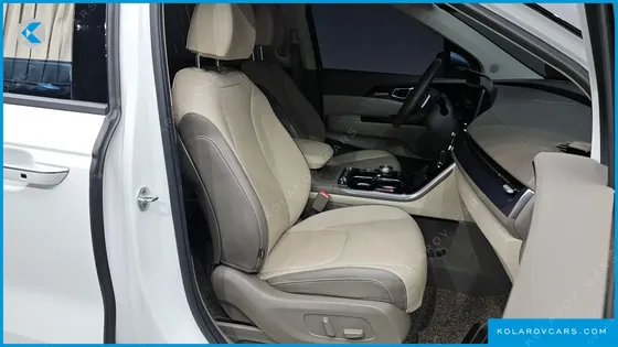 KIA CARNIVAL GASOLINE 9-SEATER HI-LIMOUSINE