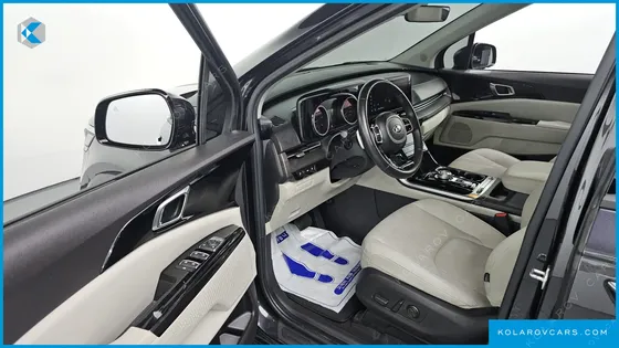KIA CARNIVAL 9-SEATER NOBLESSE