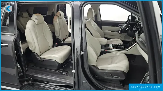 KIA CARNIVAL 9-SEATER NOBLESSE