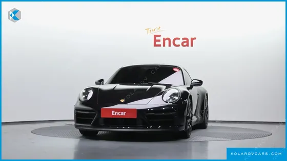 PORSCHE 911 CARRERA 4 GTS