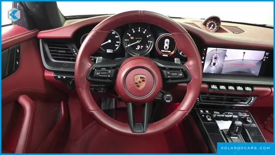 PORSCHE 911 CARRERA 4 GTS
