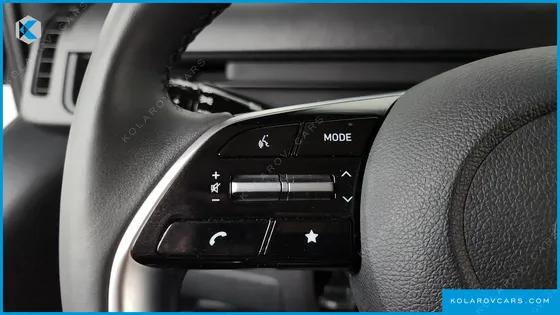 HYUNDAI STARIA 4WD TOURER 9-SEATER