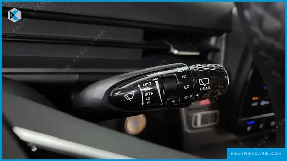 HYUNDAI STARIA 4WD TOURER 9-SEATER