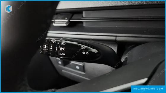 HYUNDAI STARIA 4WD TOURER 9-SEATER