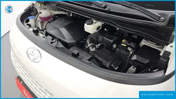 HYUNDAI STARIA TOURER 11-SEATER