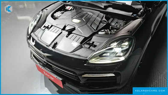 PORSCHE CAYENNE 3.0 E-HYBRID COUPE PLATINUM EDITION