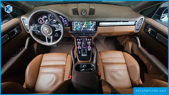 PORSCHE CAYENNE 3.0 E-HYBRID COUPE PLATINUM EDITION