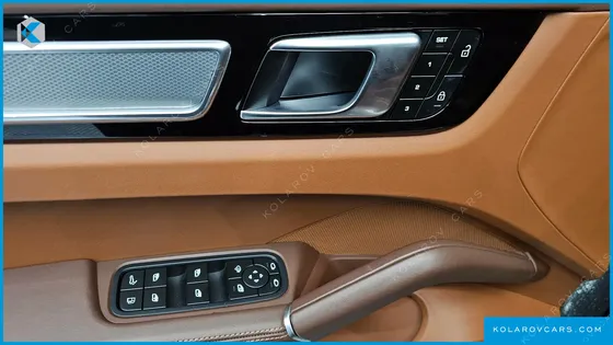 PORSCHE CAYENNE 3.0 E-HYBRID COUPE PLATINUM EDITION