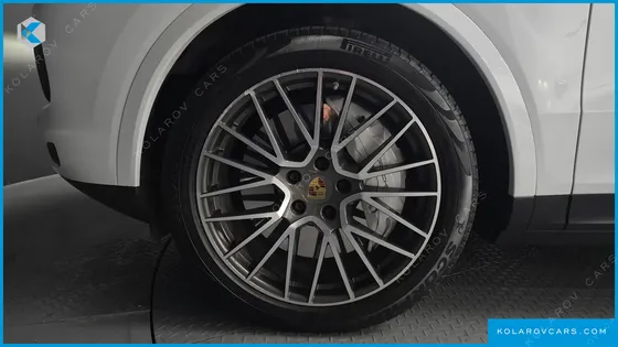 PORSCHE CAYENNE 3.0