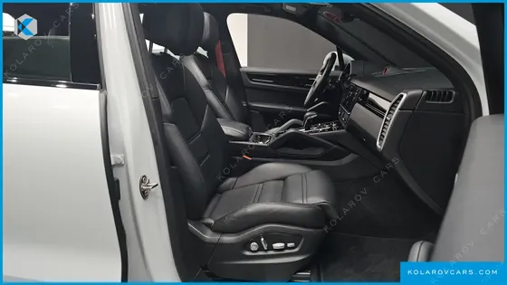PORSCHE CAYENNE 3.0