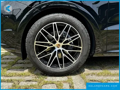 PORSCHE CAYENNE 3.0 COUPE