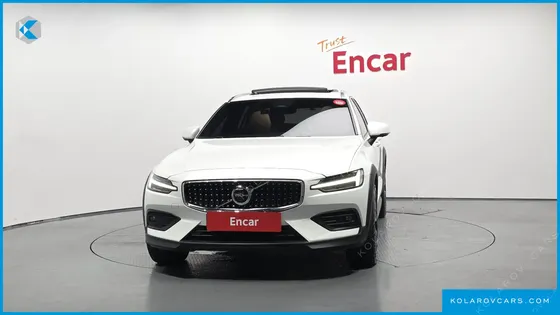 VOLVO V60 B5 ULTIMATE AWD