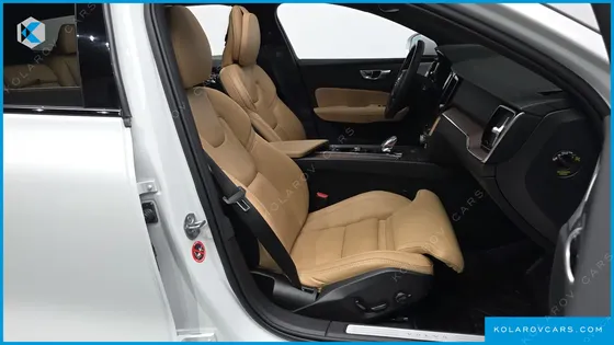 VOLVO V60 B5 ULTIMATE AWD