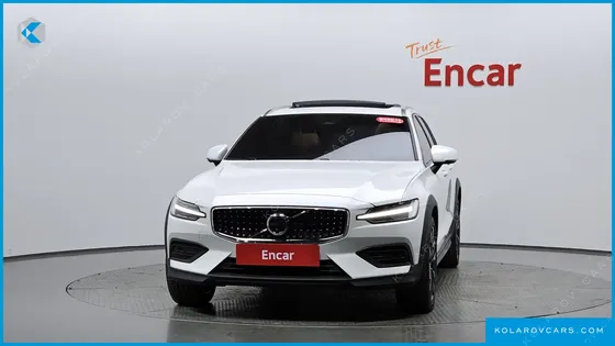 VOLVO V60 B5 ULTIMATE AWD